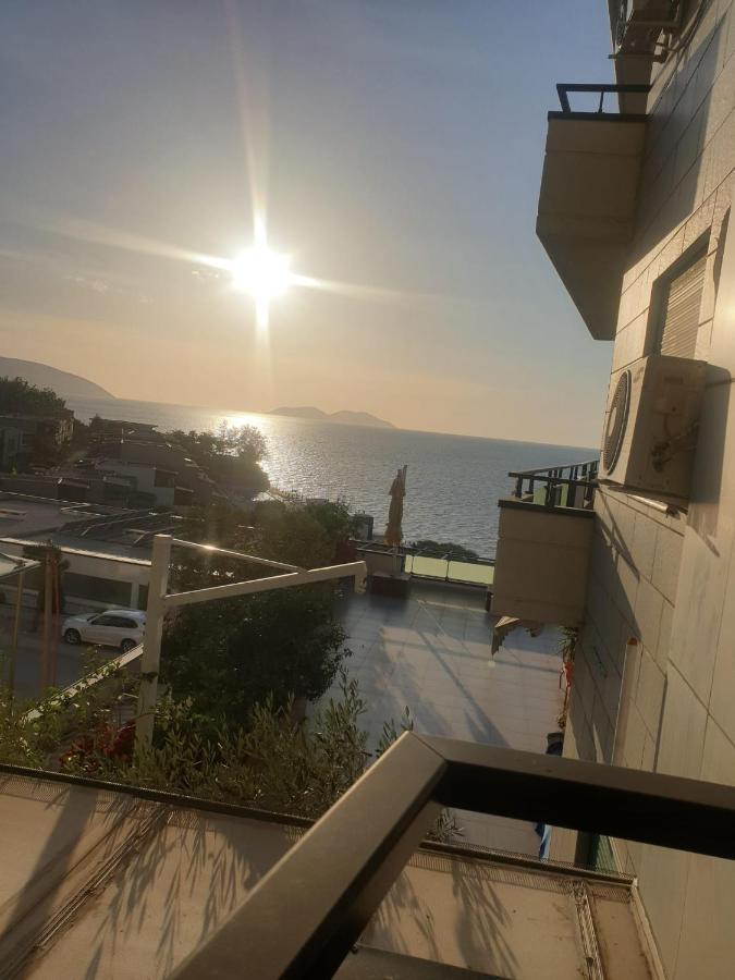 Bay Inn Apartment Sea Front Влёра Экстерьер фото