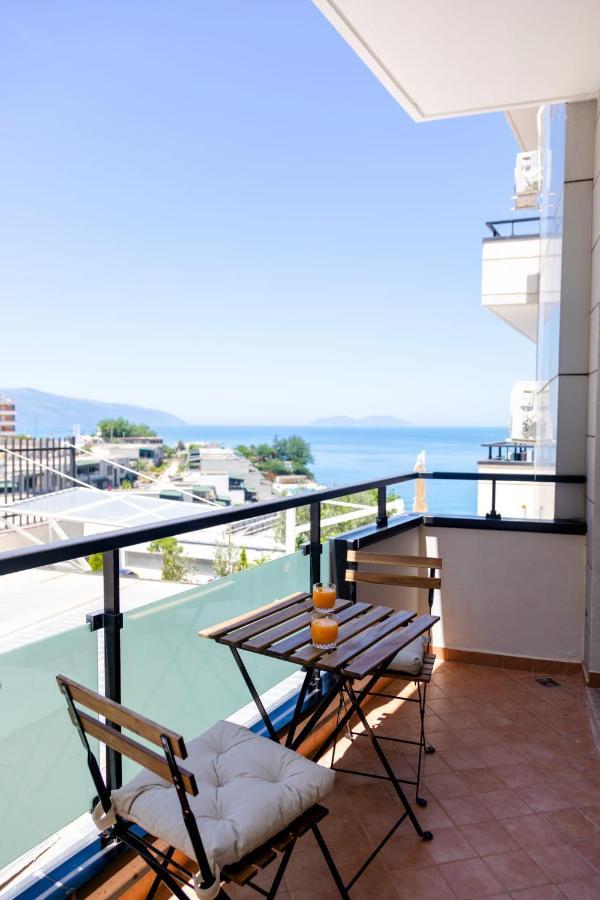 Bay Inn Apartment Sea Front Влёра Экстерьер фото