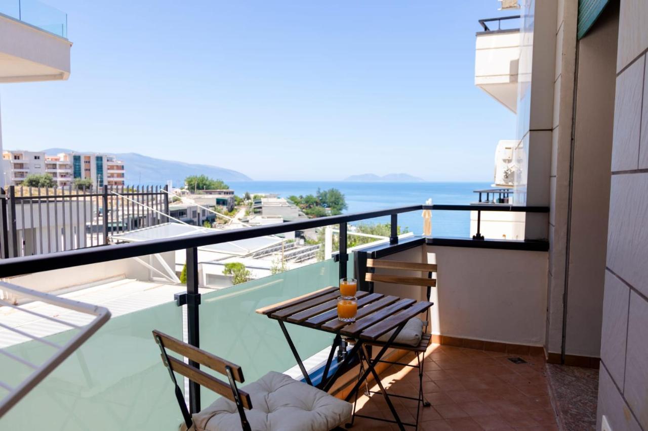 Bay Inn Apartment Sea Front Влёра Экстерьер фото
